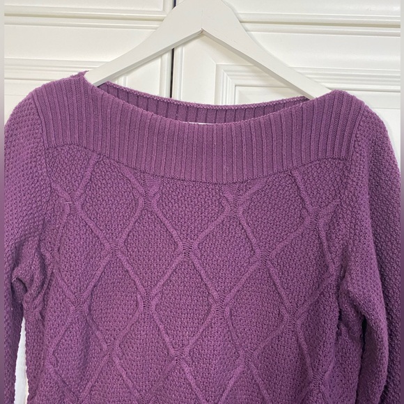 EUC Women’s Size Medium Loft Wide Neck Sweater in Purple - Picture 3 of 7